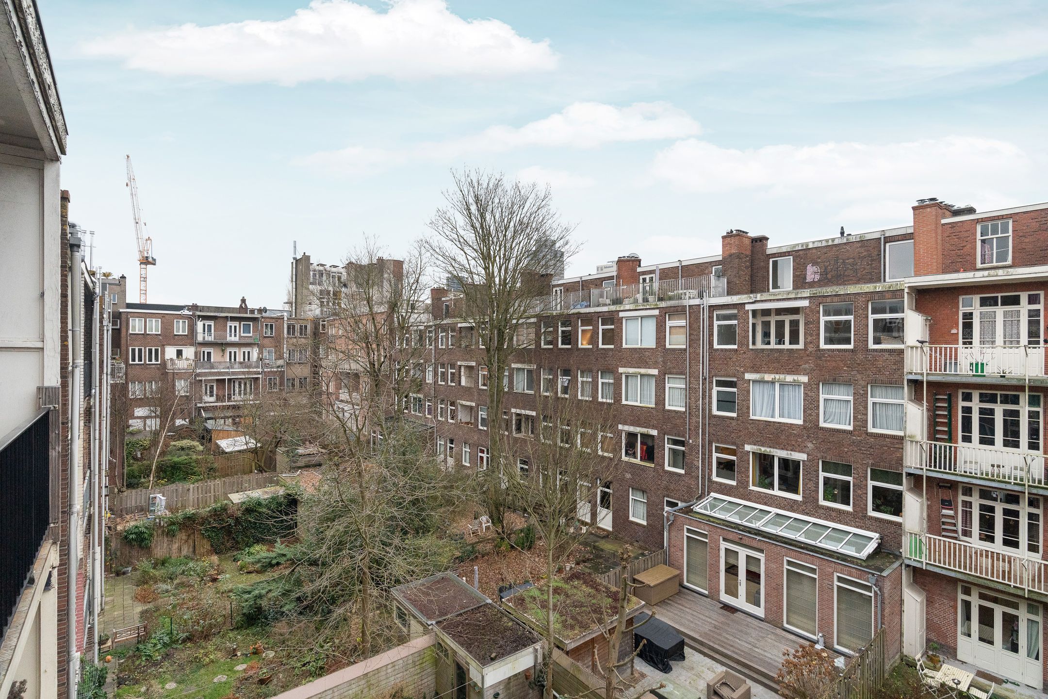 Photo 24 of Uithoornstraat 11-3