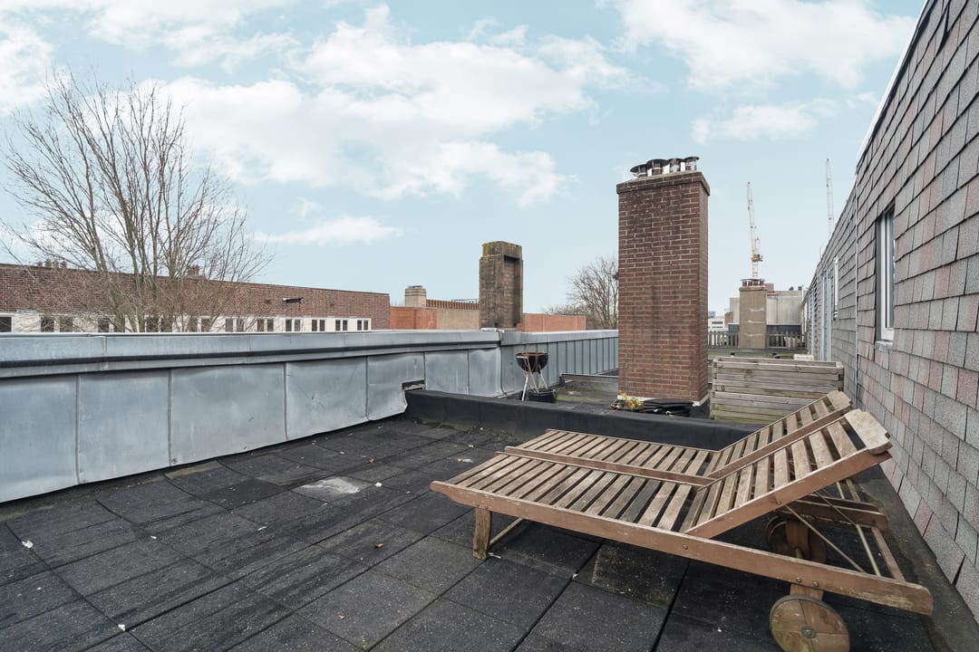 Photo 38 of Uithoornstraat 11-3