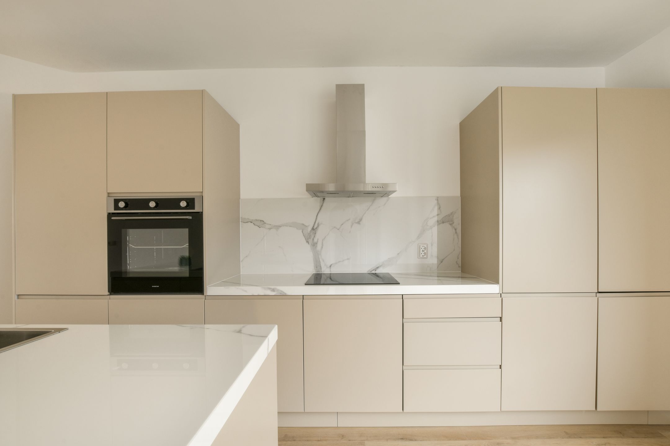 Photo 9 of Van Speijkstraat 48-3