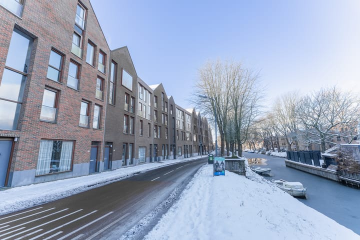 Vette Knol 49 main image