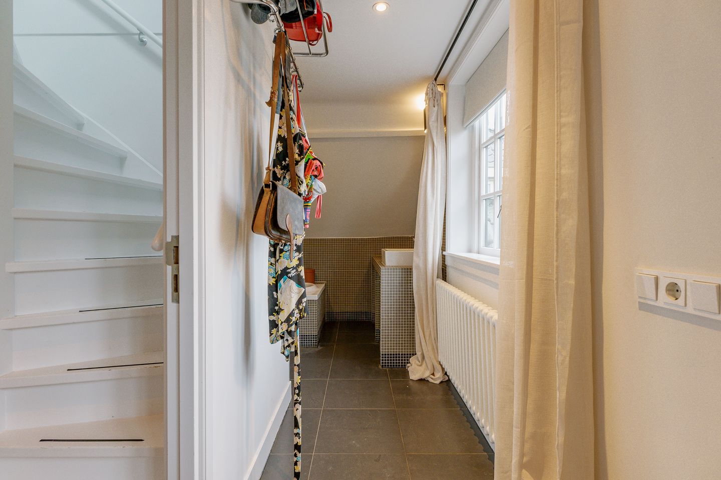 Foto 29 van Wakkerendijk 11-A