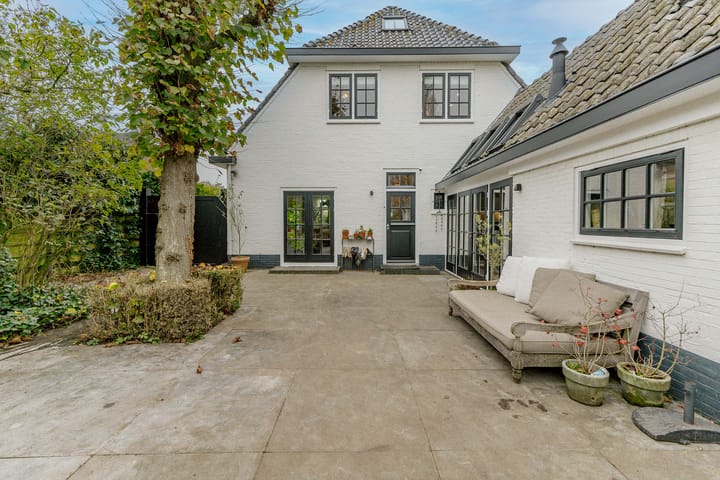 Foto 45 van Wakkerendijk 11-A