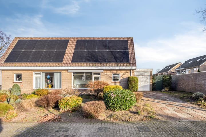 Foto 2 van Merelstraat 13