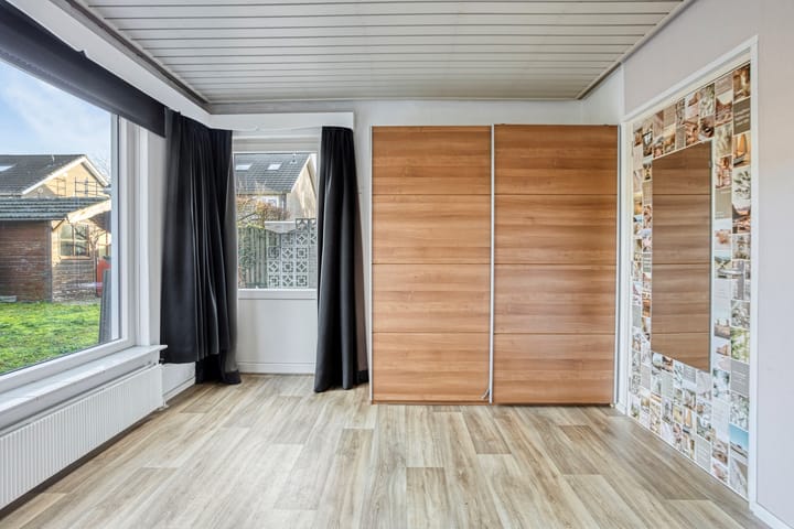 Foto 9 van Merelstraat 13