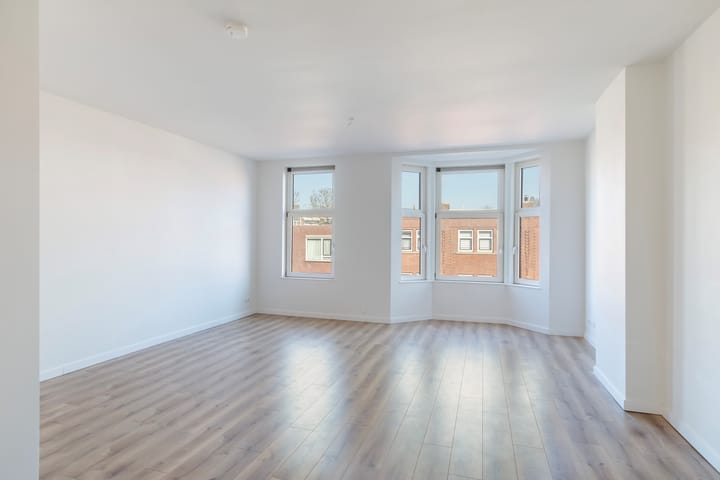 Photo 2 of Samuel Mullerstraat 31-A03