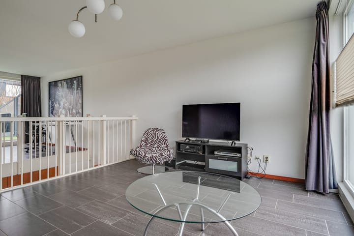 Photo 21 of Hoornplantsoen 14