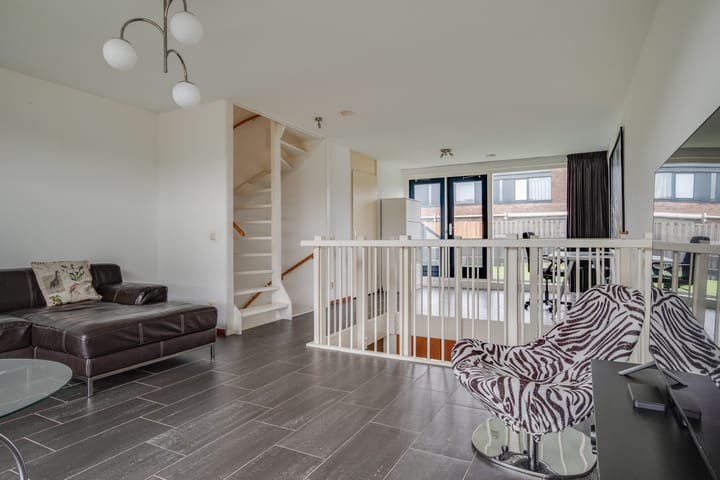 Photo 22 of Hoornplantsoen 14