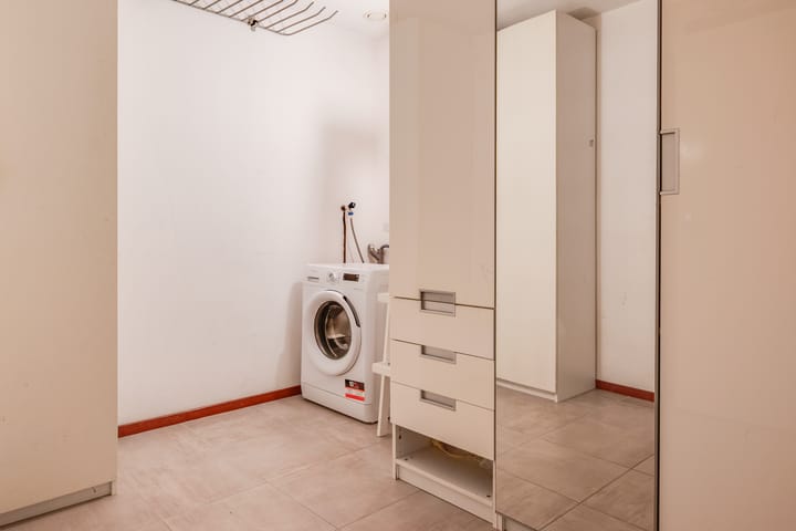 Photo 33 of Hoornplantsoen 14