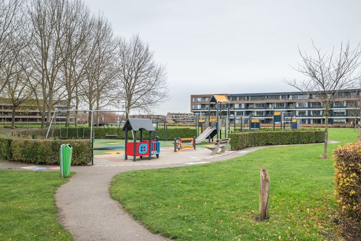 Photo 39 of Hoornplantsoen 14