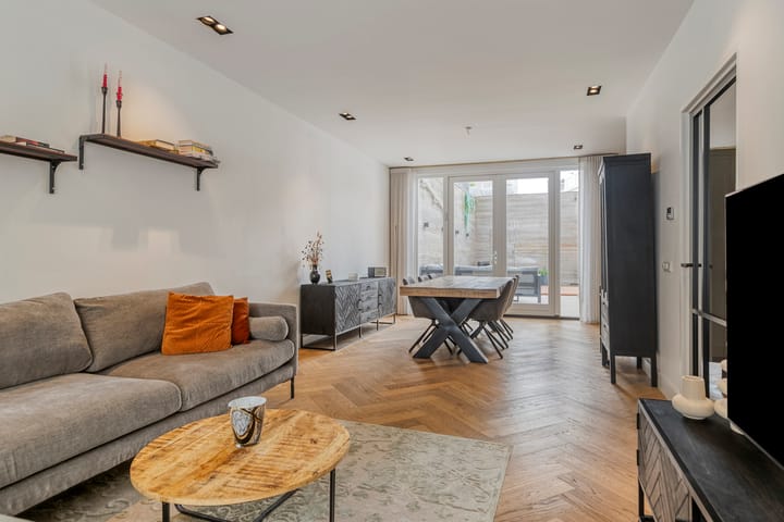 Foto 2 van Tramstraat 4