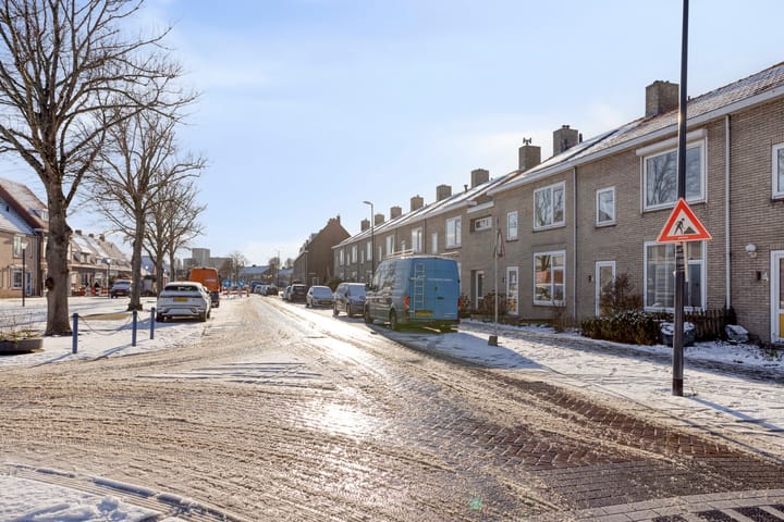 Foto 27 van Bloemenlaan 93