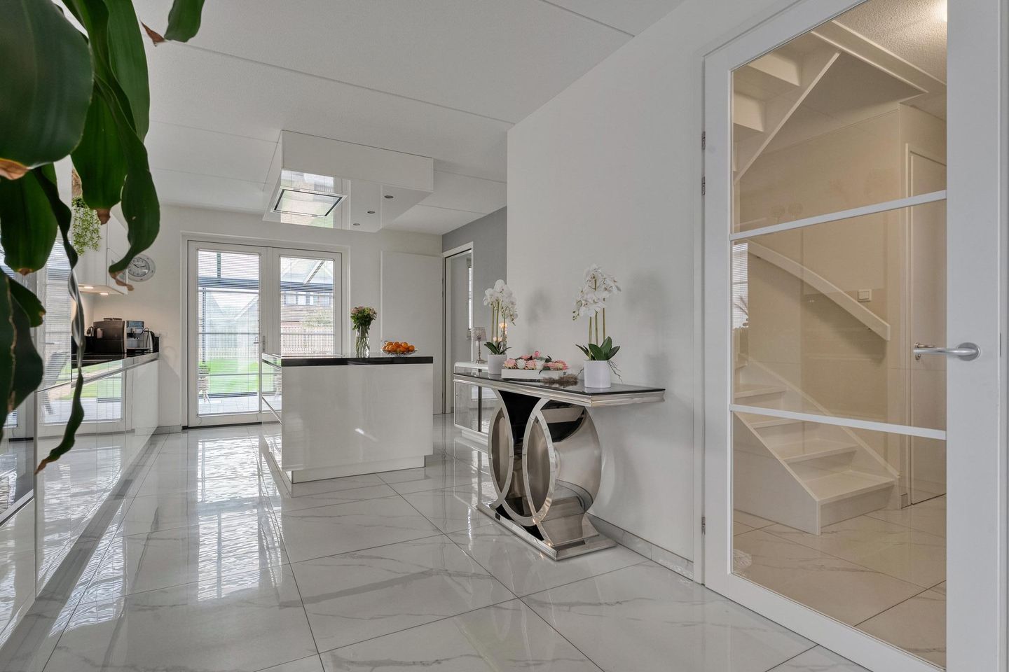 Foto 10 van Markgravenweg 37