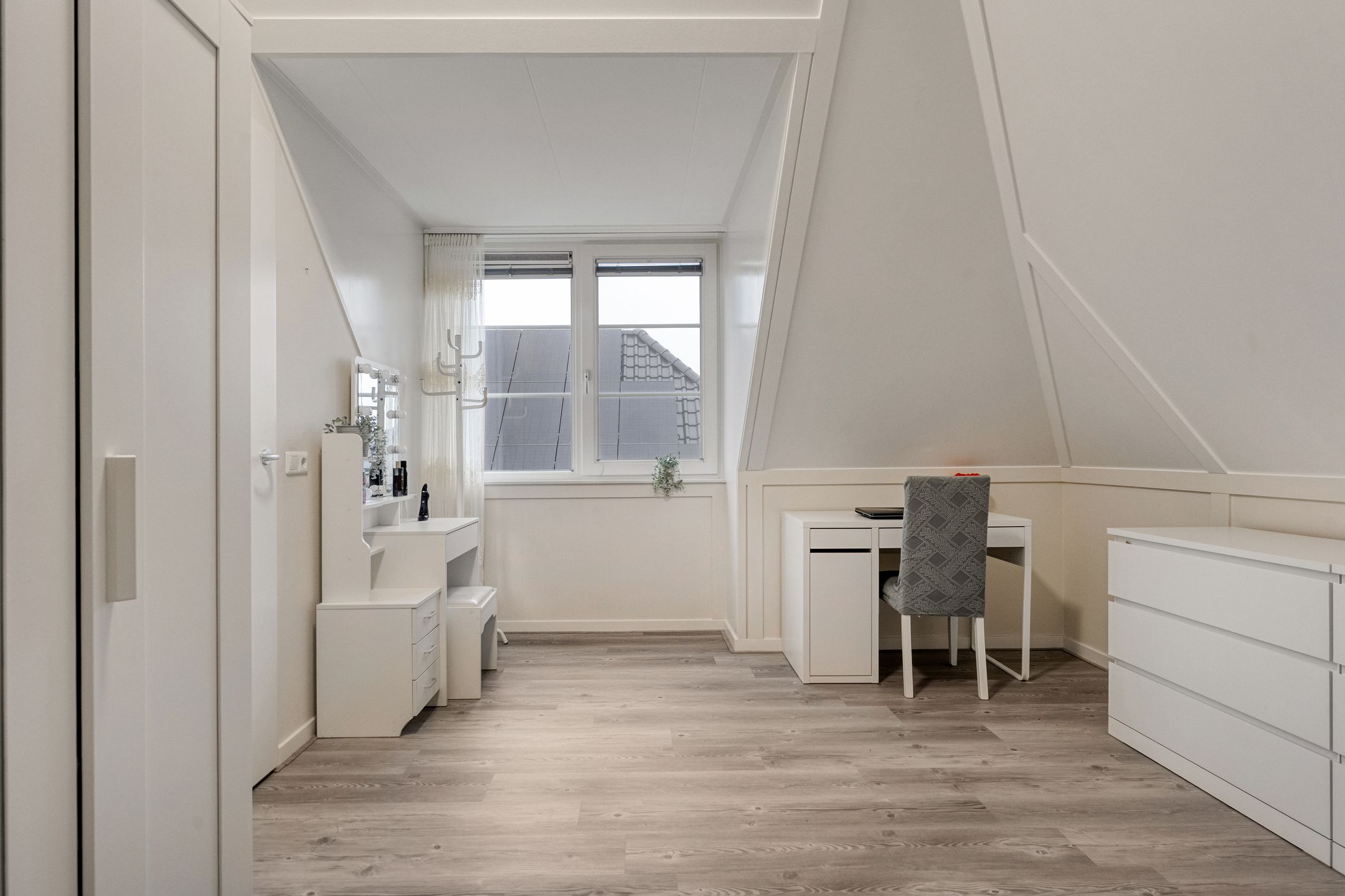 Foto 24 van Markgravenweg 37