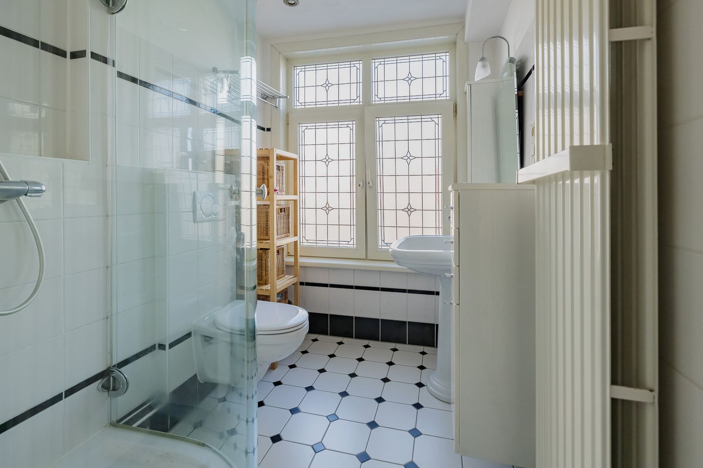 Photo 29 of Stuyvesantstraat 100