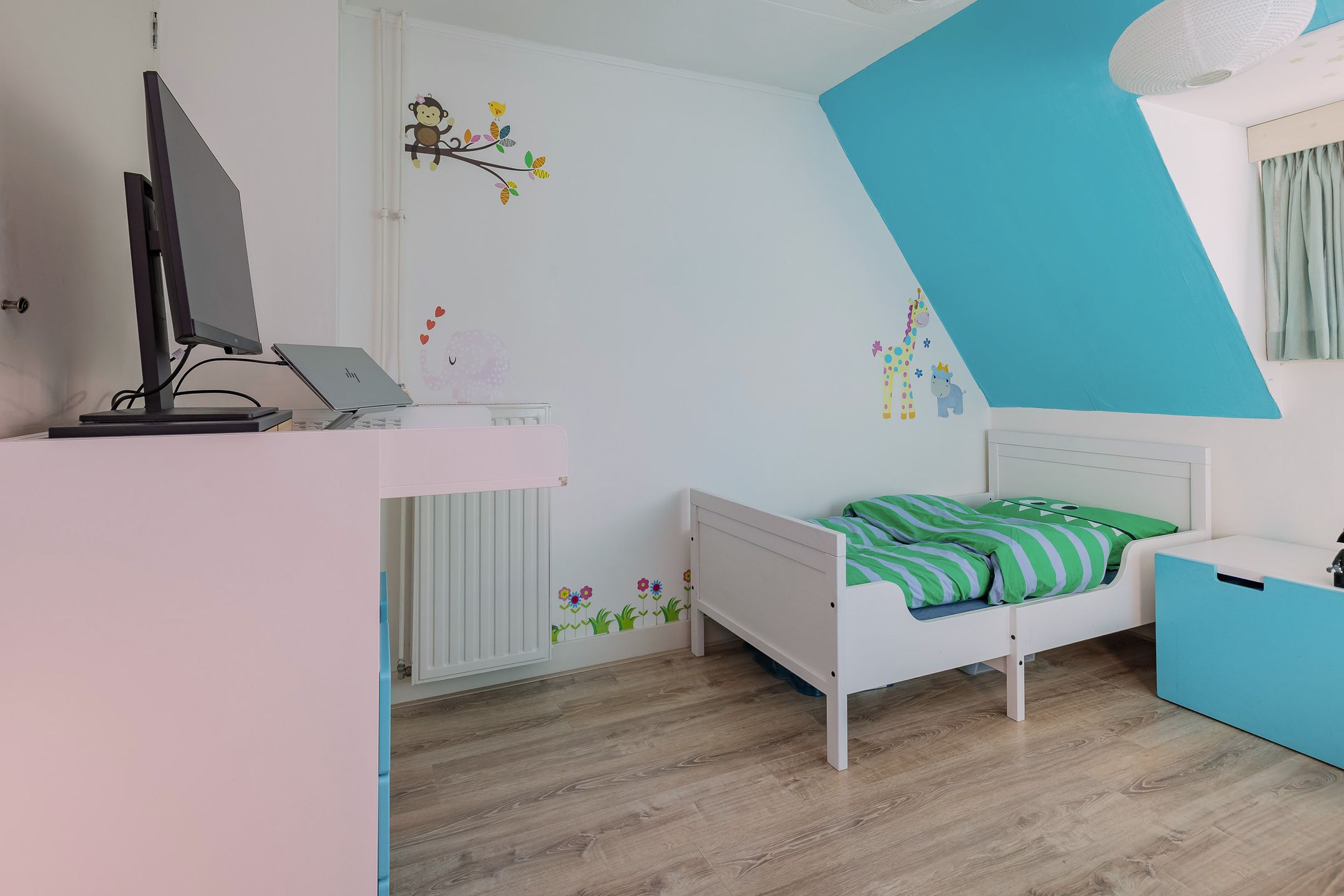 Photo 36 of Stuyvesantstraat 100