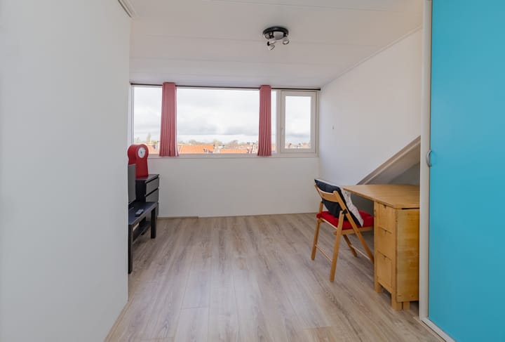 Photo 43 of Stuyvesantstraat 100