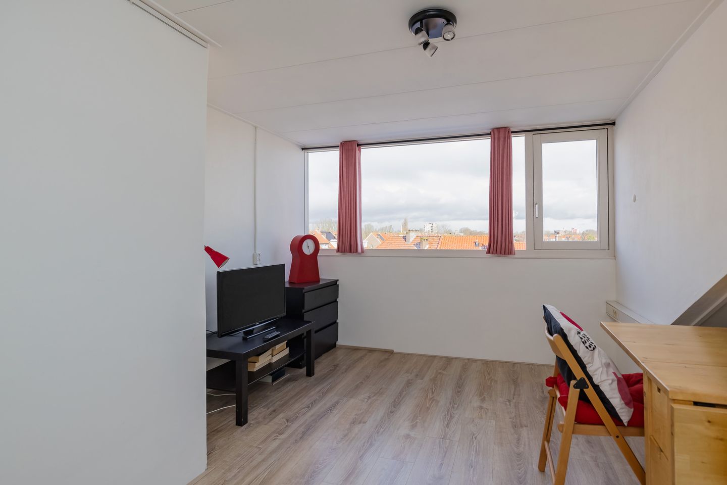 Photo 44 of Stuyvesantstraat 100