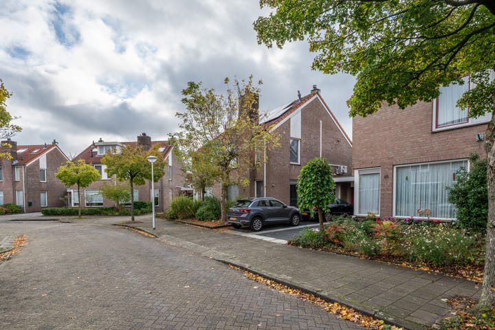 Photo 4 of Mainelaan 85