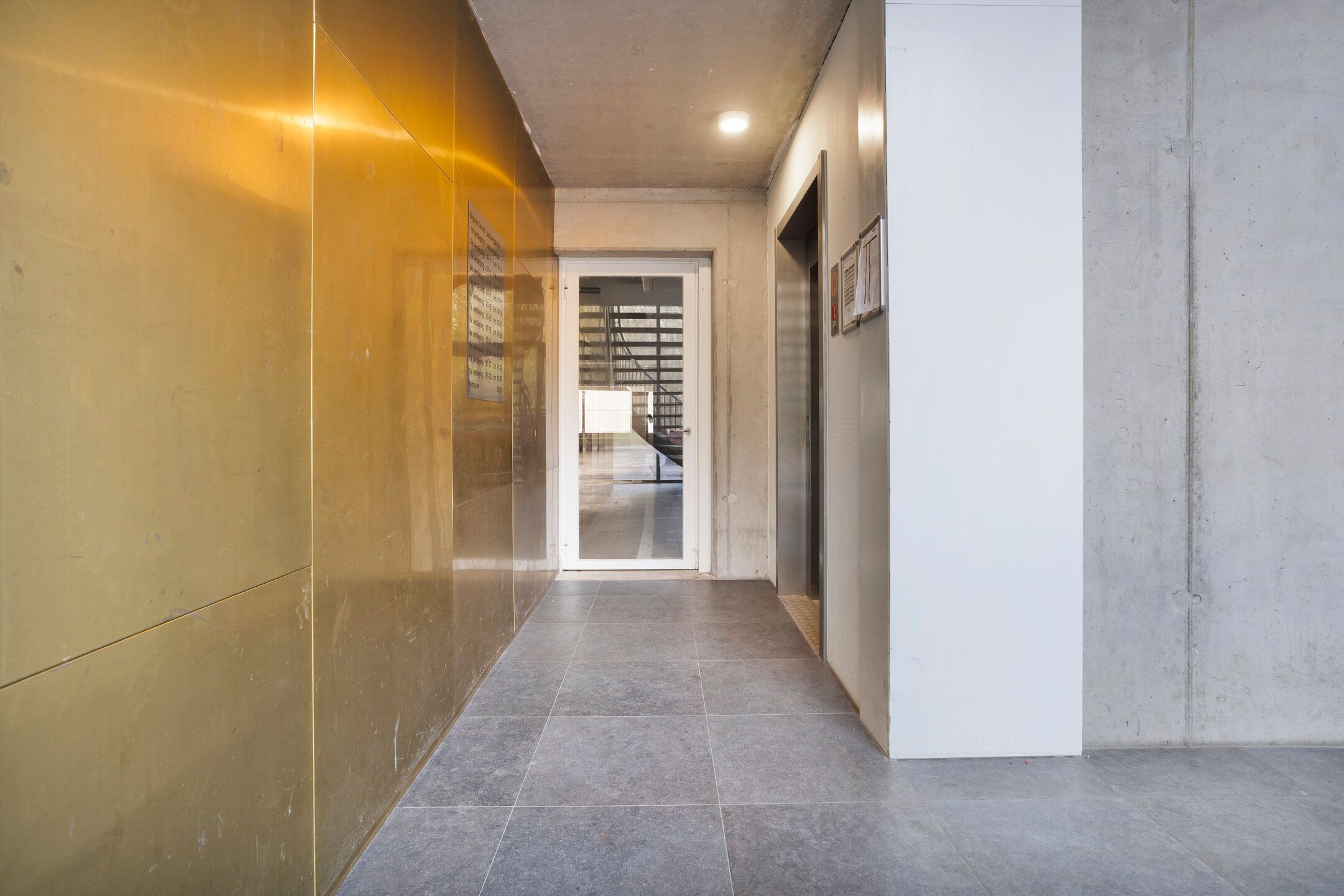 Photo 33 of Hereweg 97-17