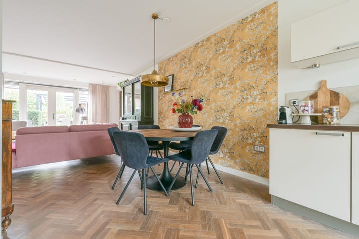 Foto 13 van Mennestraat 54