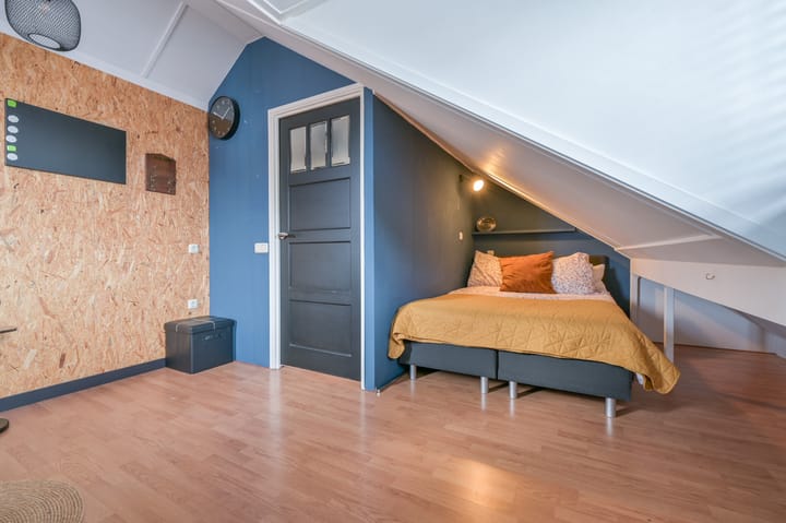 Foto 33 van Mennestraat 54