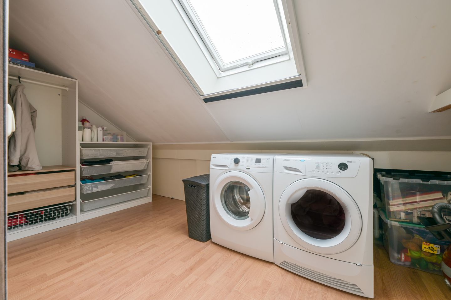 Foto 35 van Mennestraat 54