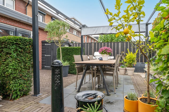 Foto 38 van Mennestraat 54