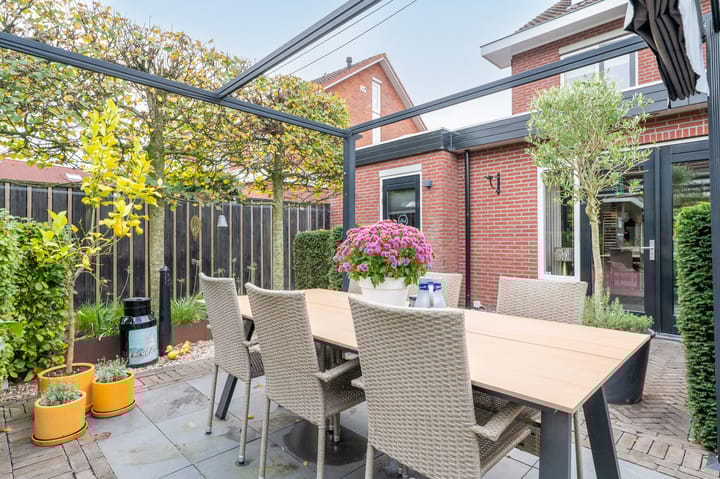 Foto 39 van Mennestraat 54