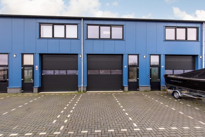 Raasdorperweg 187-M, Lijnden