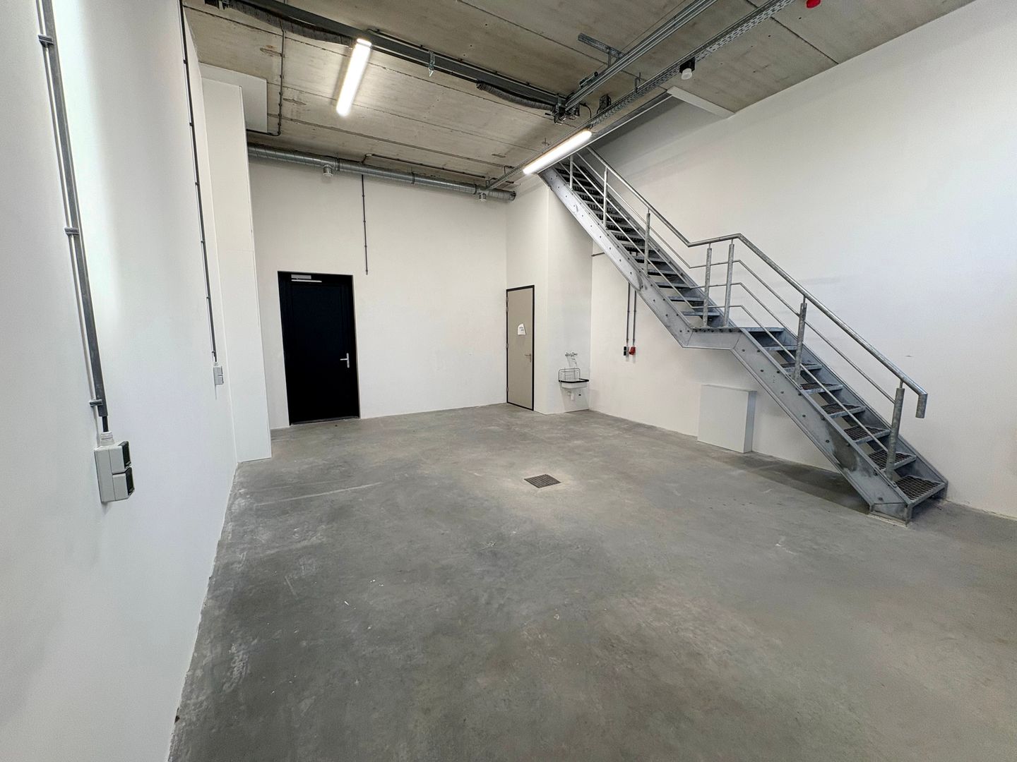 View photo 2 of Oenerweg 11-C