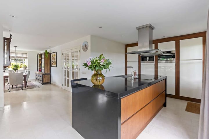 Foto 14 van James Cookstraat 7