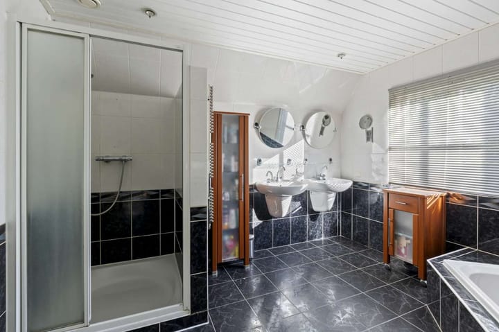 Foto 32 van James Cookstraat 7