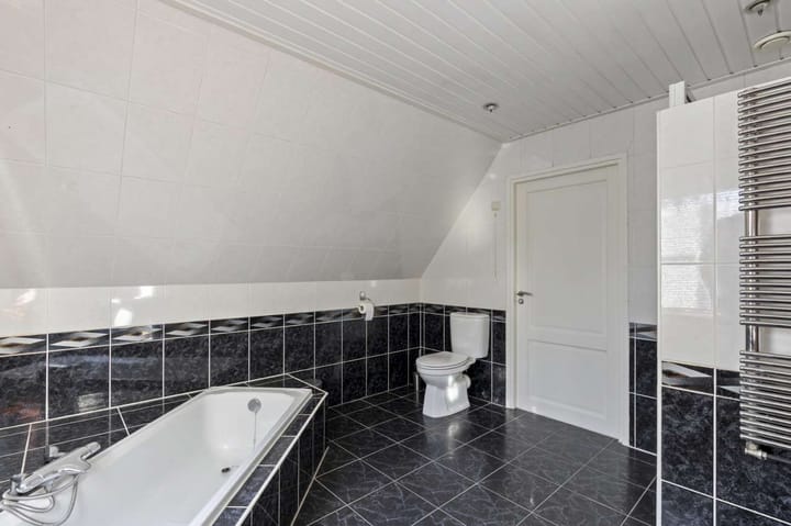 Foto 33 van James Cookstraat 7