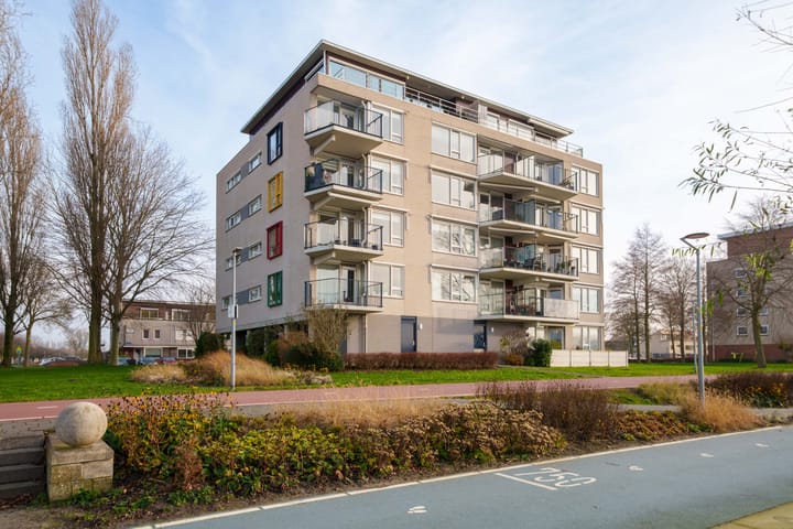 Foto 42 van Fellinilaan 358