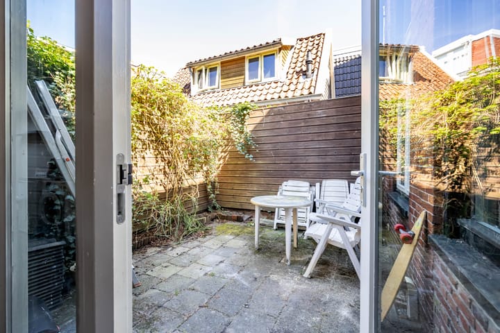 Foto 19 van Jacobstraat 8