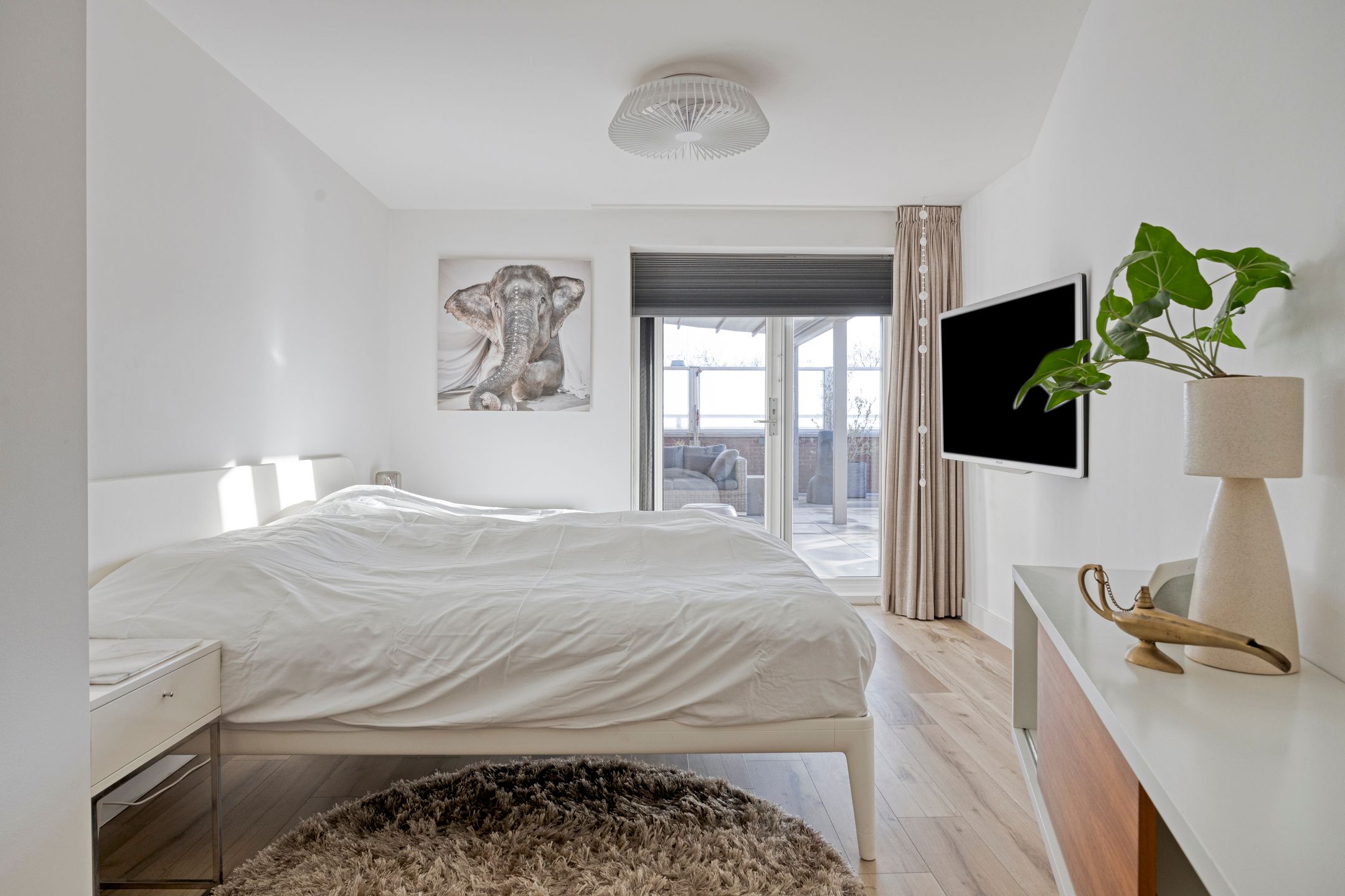 Foto 15 van Burgemeester Honnerlage Gretelaan 363-T