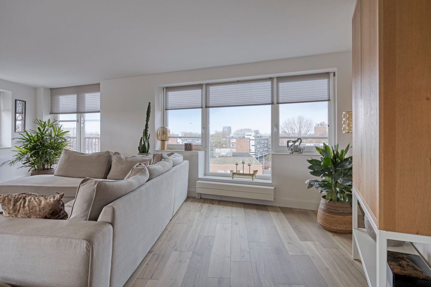 Foto 20 van Burgemeester Honnerlage Gretelaan 363-T