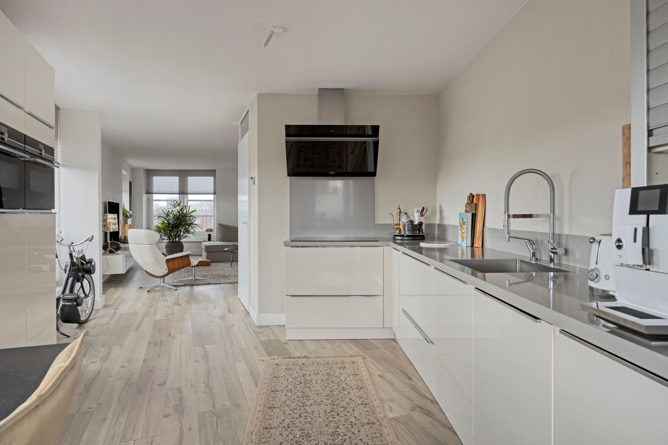 Foto 9 van Burgemeester Honnerlage Gretelaan 363-T