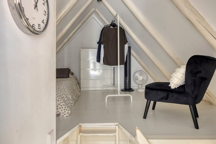 Photo 23 of Papendwarsstraat 10