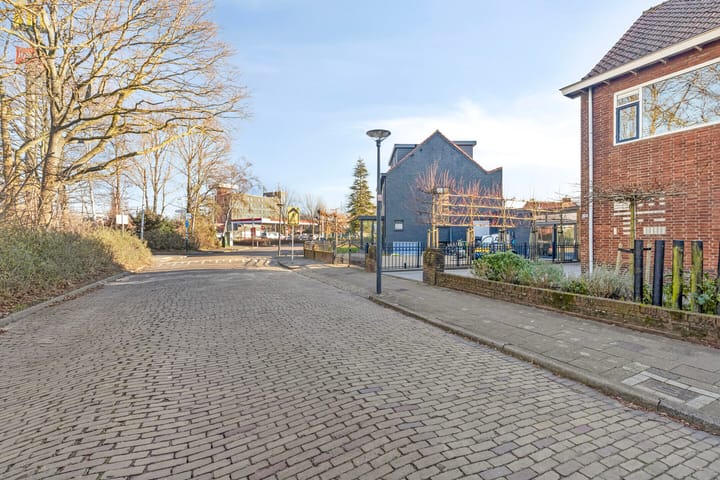 Foto 8 van Floreslaan 152