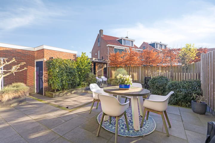 Foto 38 van Floreslaan 152