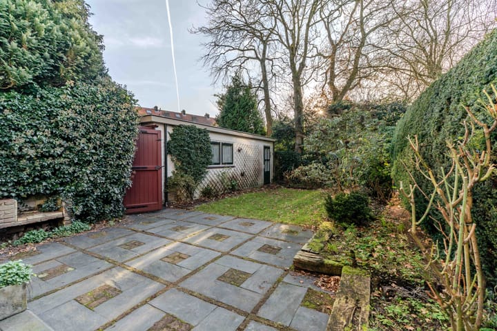 Foto 11 van Van Boetzelaerlaan 1