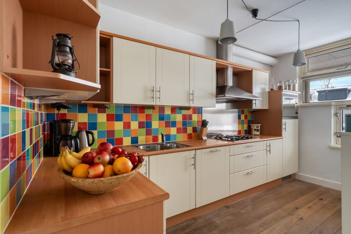 Foto 9 van Castor 48