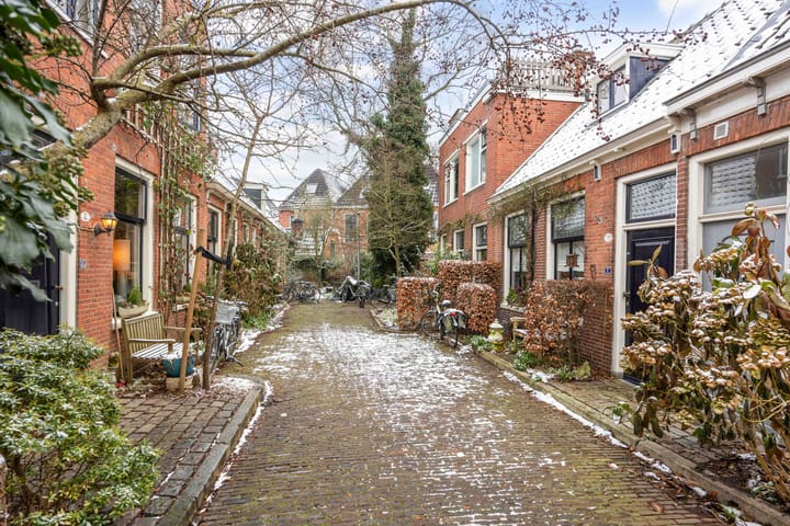 Photo 4 of Kleine Sophiastraat 7