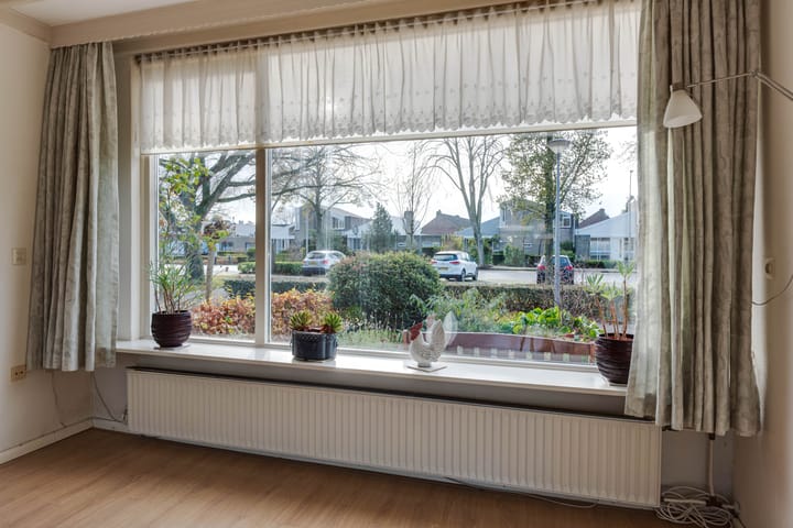 Foto 11 van Churchillplein 6