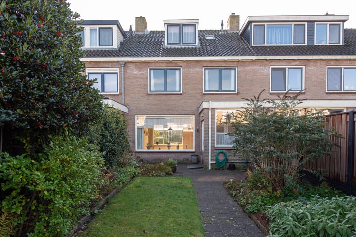 Foto 33 van Churchillplein 6