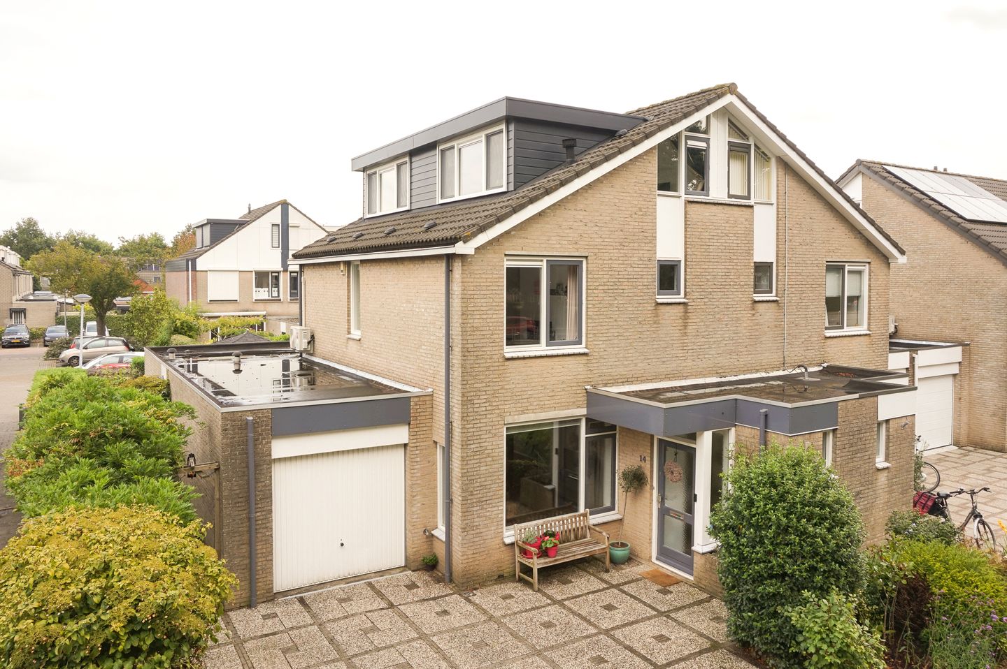 Foto 5 van Sterremos 14