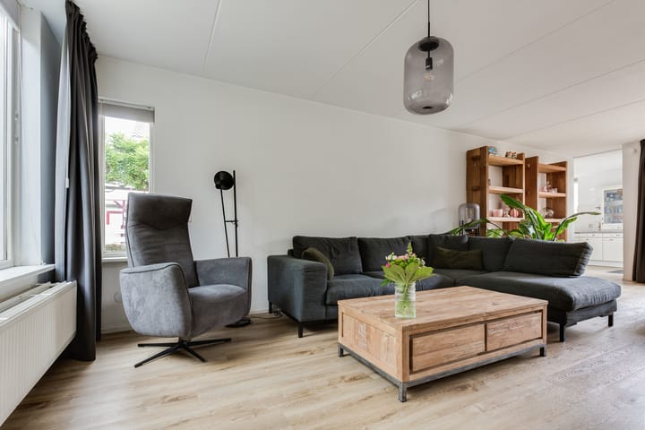 Foto 9 van Sterremos 14