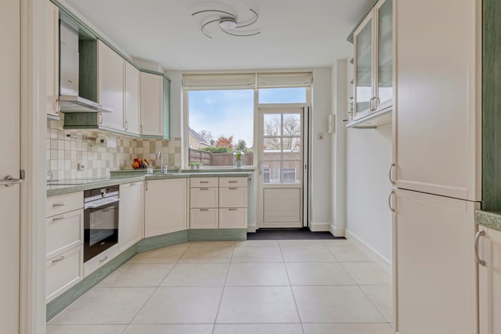 Foto 20 van Ferdinand Bolstraat 2