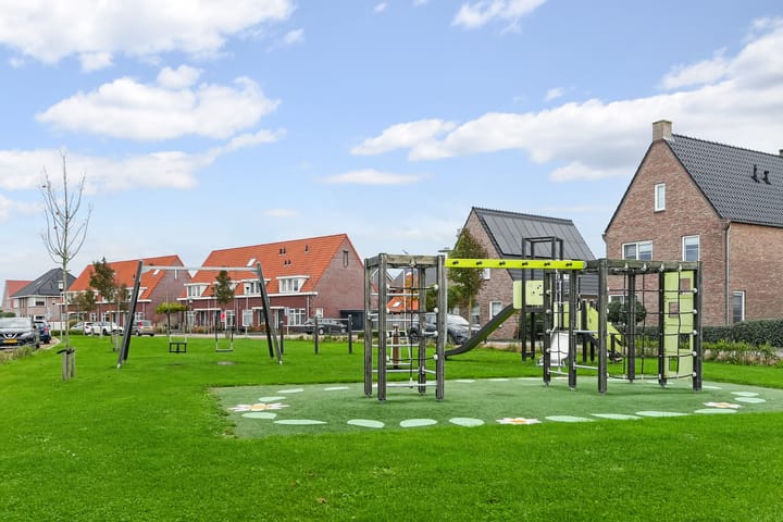 Foto 2 van Nieuwe Land 30